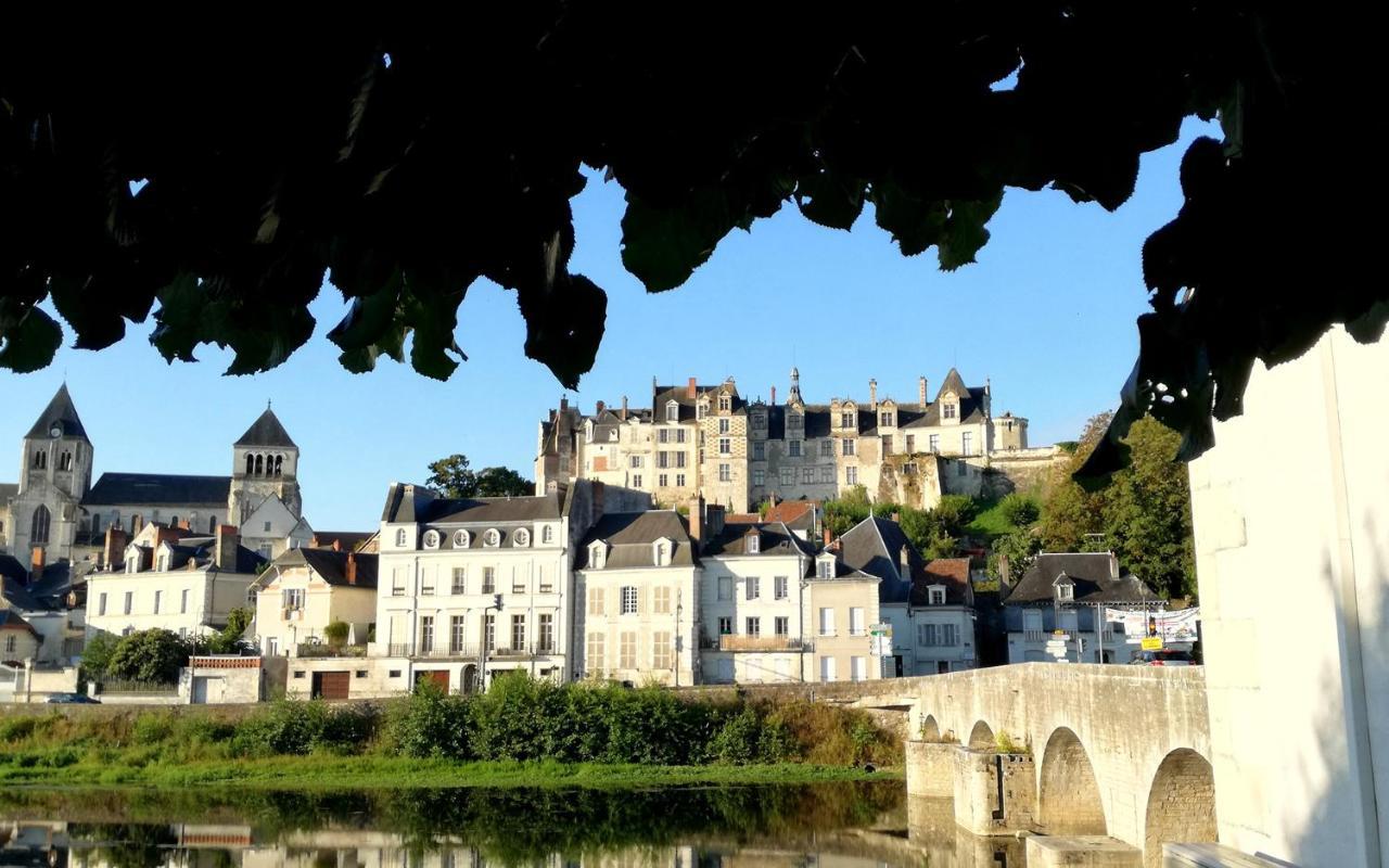 Au Pied Du Chateau Saint-Aignan  Eksteriør bilde